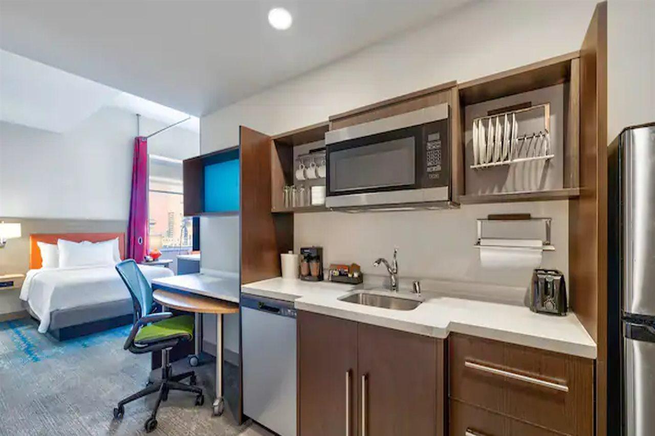 Home2 Suites By Hilton Minneapolis Downtown Экстерьер фото