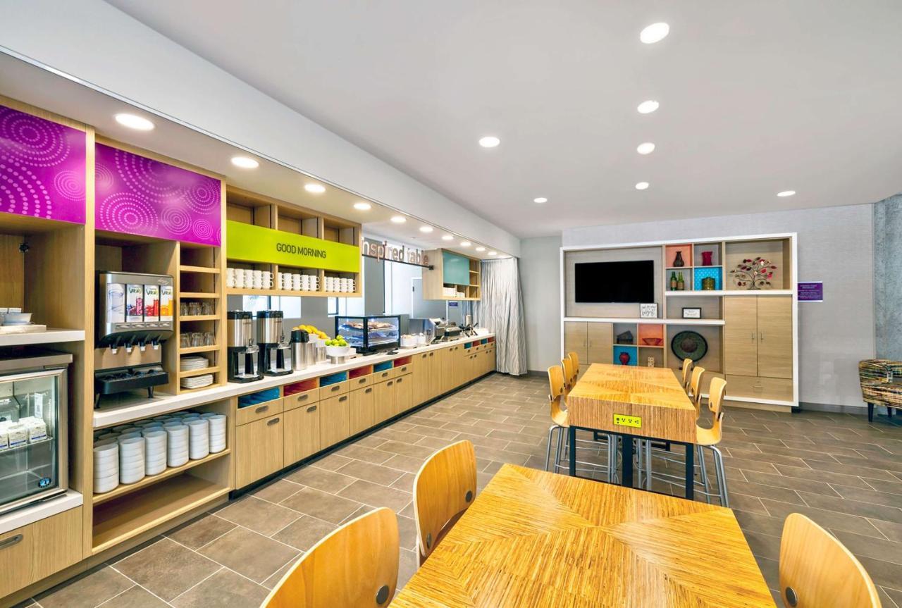 Home2 Suites By Hilton Minneapolis Downtown Экстерьер фото