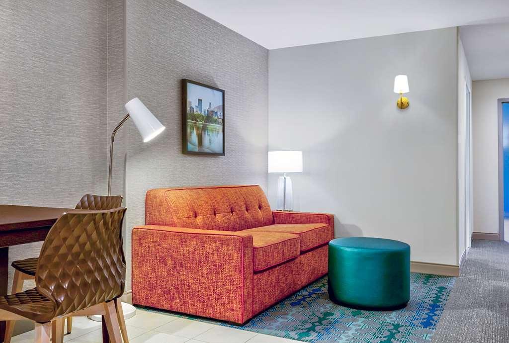 Home2 Suites By Hilton Minneapolis Downtown Номер фото